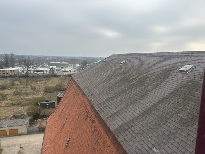 Stadtkirche Ludwigslust: Kontrolle des Daches
